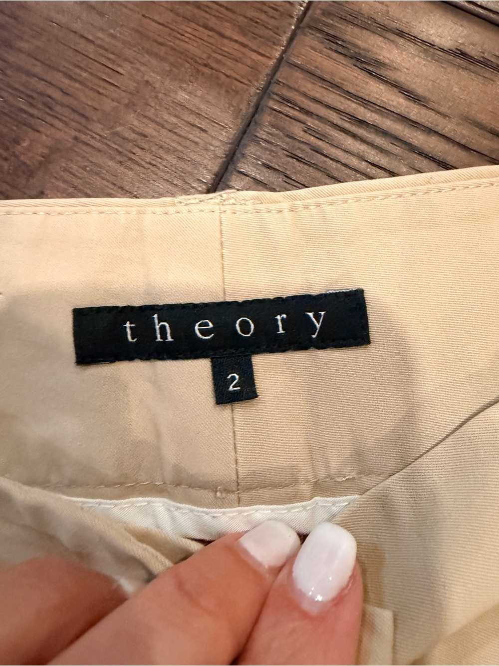 Theory Beige Bermuda Women's Shorts - Picture 2 of 3